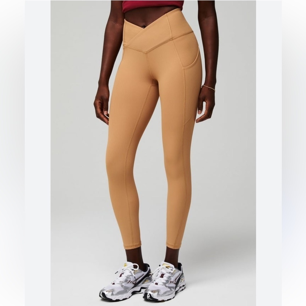 NWT Fabletics Oasis Pureluxe Rib High Waist Crossover 7/8 Legging